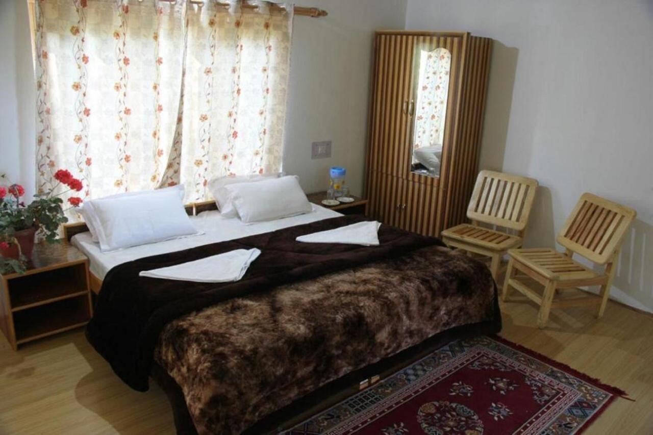 Odbar Guest House Best Guest House At Leh Ladakh Exteriör bild