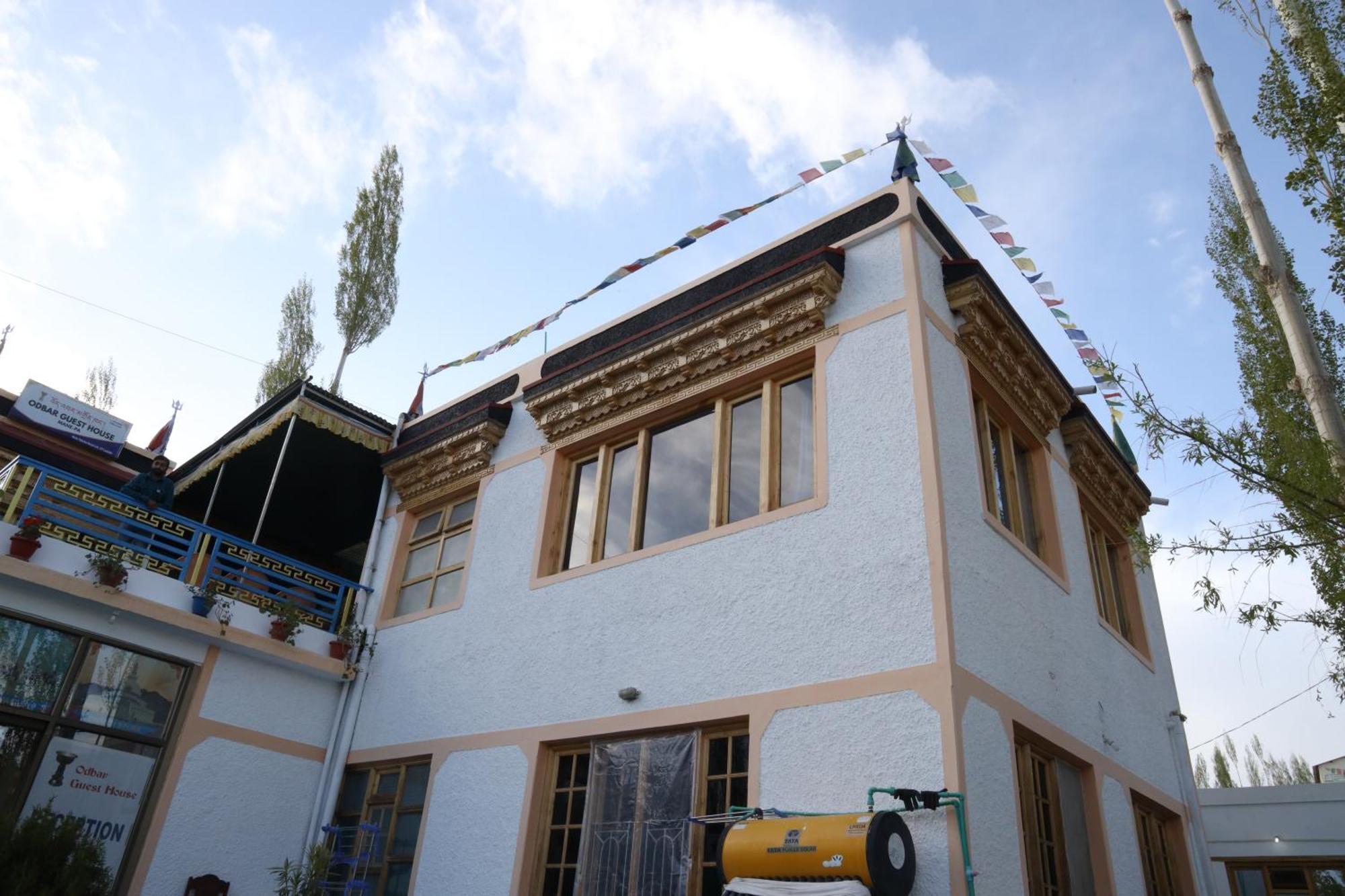 Odbar Guest House Best Guest House At Leh Ladakh Exteriör bild