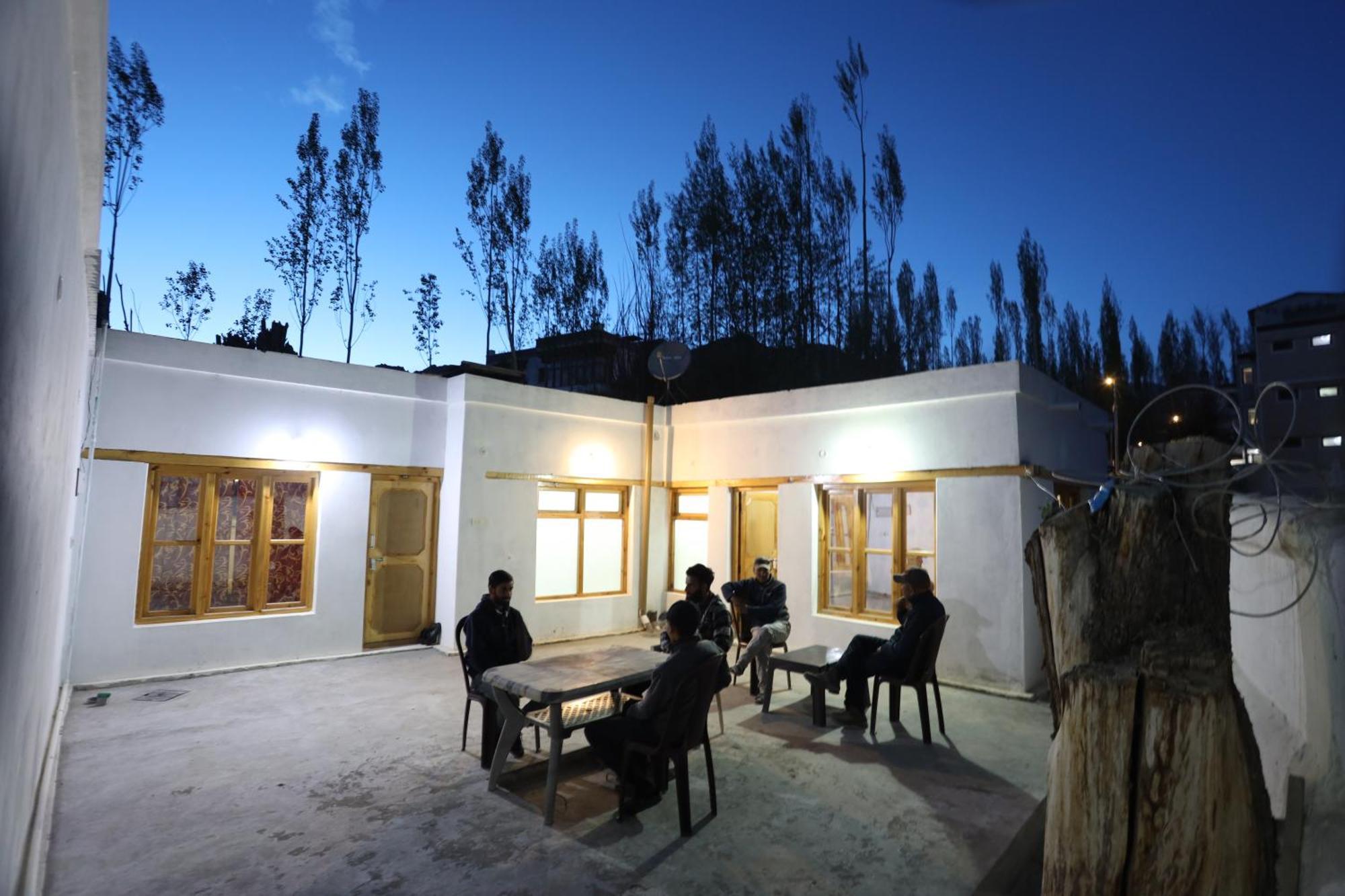 Odbar Guest House Best Guest House At Leh Ladakh Exteriör bild