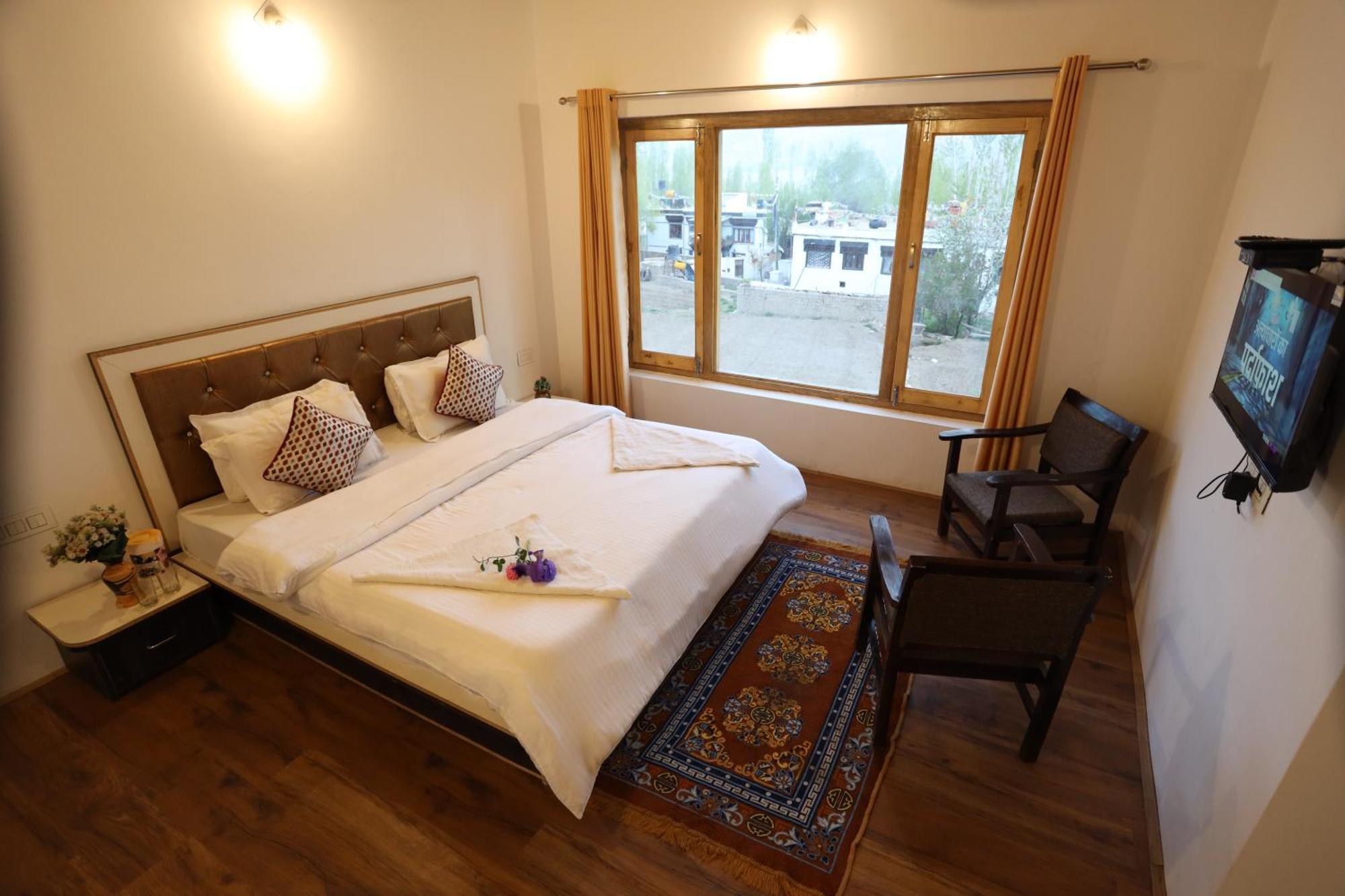 Odbar Guest House Best Guest House At Leh Ladakh Exteriör bild