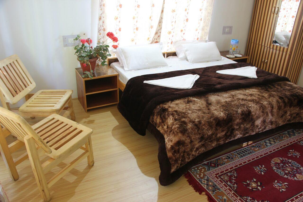 Odbar Guest House Best Guest House At Leh Ladakh Exteriör bild