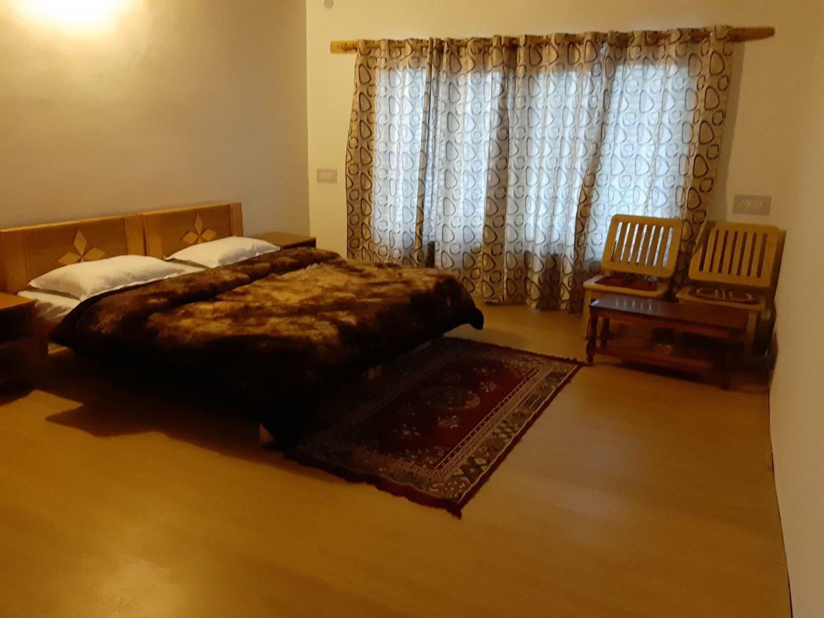 Odbar Guest House Best Guest House At Leh Ladakh Exteriör bild