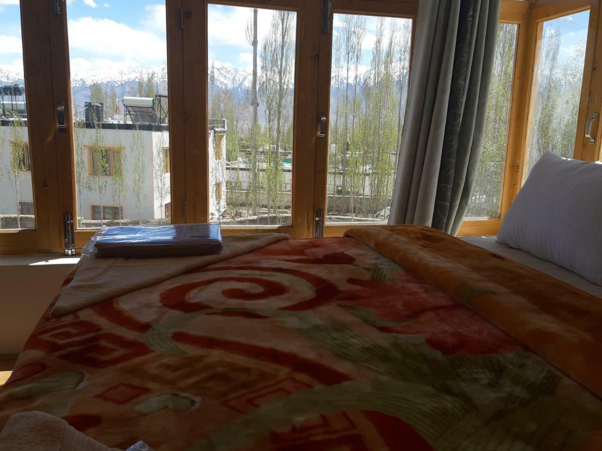 Odbar Guest House Best Guest House At Leh Ladakh Exteriör bild