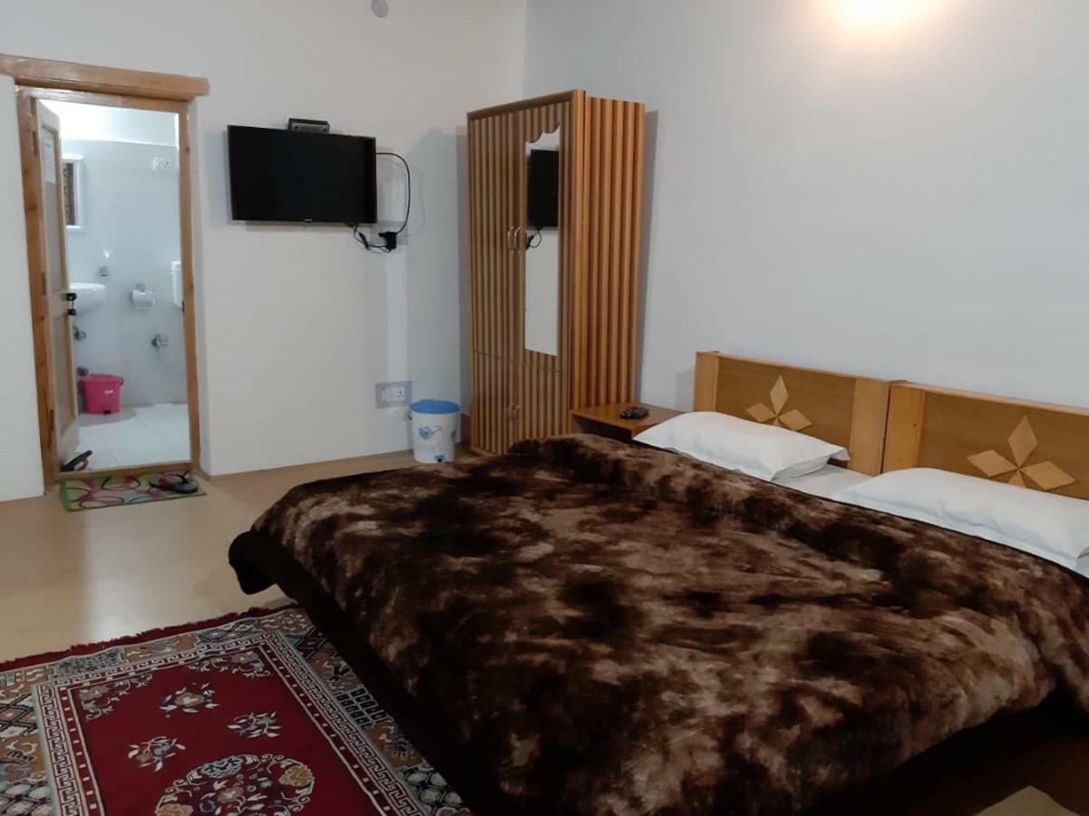 Odbar Guest House Best Guest House At Leh Ladakh Exteriör bild